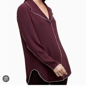 Aritzia Babaton Rena shirt burgundy with white piping detail size XS
